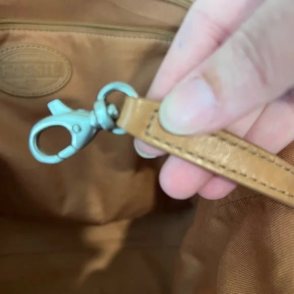 Fossil Women's Sydney Shopper Shoulder Tote Bag Purse Magenta Pink Fuschia EUC! - Picture 10 of 16